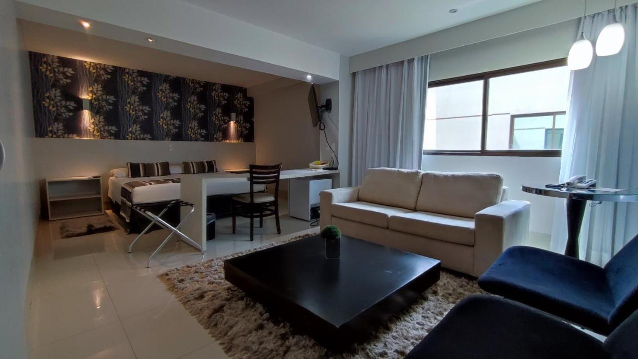 Hotel Girassol Plaza Палмас Екстериор снимка