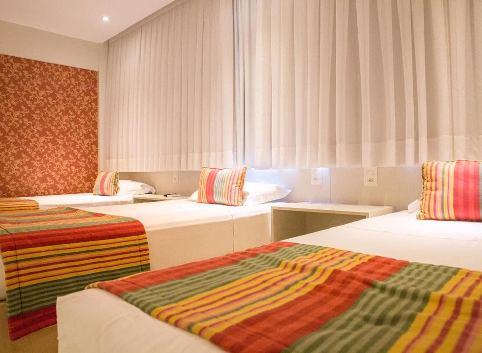 Hotel Girassol Plaza Палмас Екстериор снимка