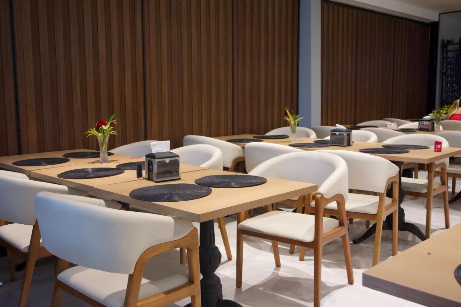 Hotel Girassol Plaza Палмас Екстериор снимка