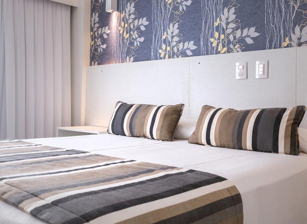 Hotel Girassol Plaza Палмас Екстериор снимка